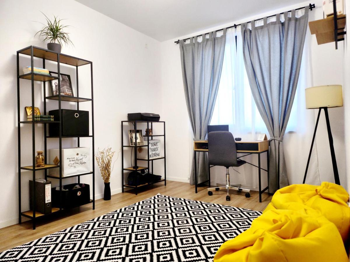 Adm Cozy Home - Entire Private House&Garden Tunarii Esterno foto